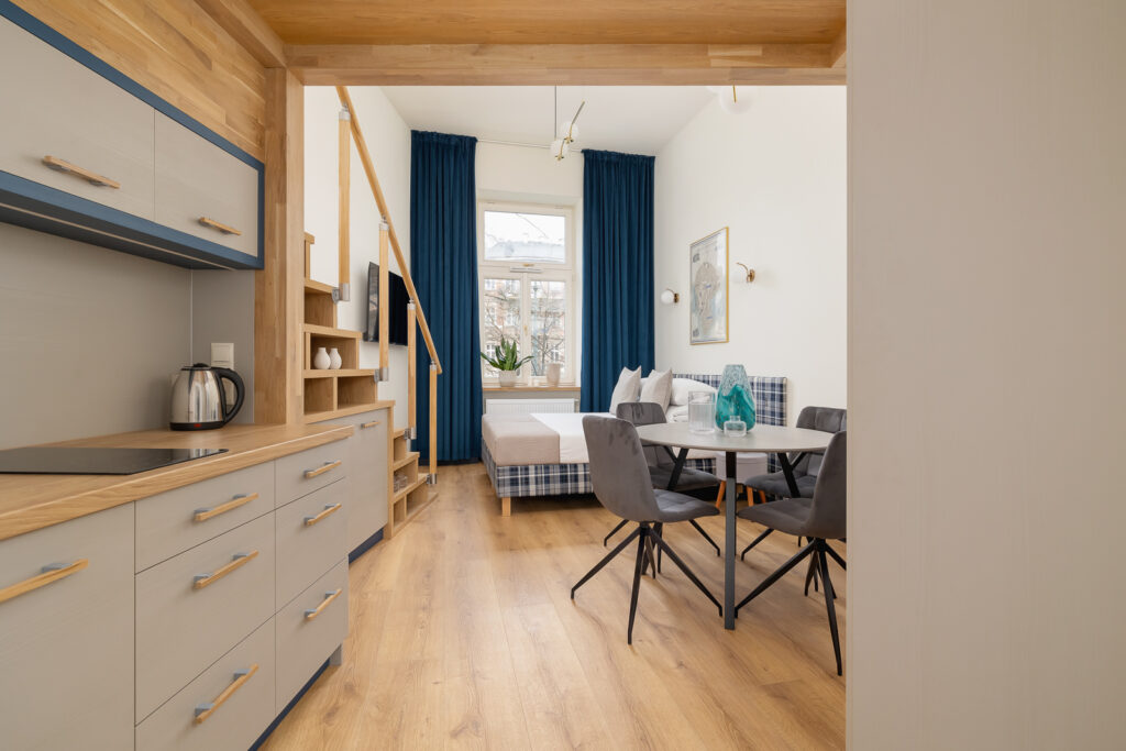 01 augustianska1 106a 1600px